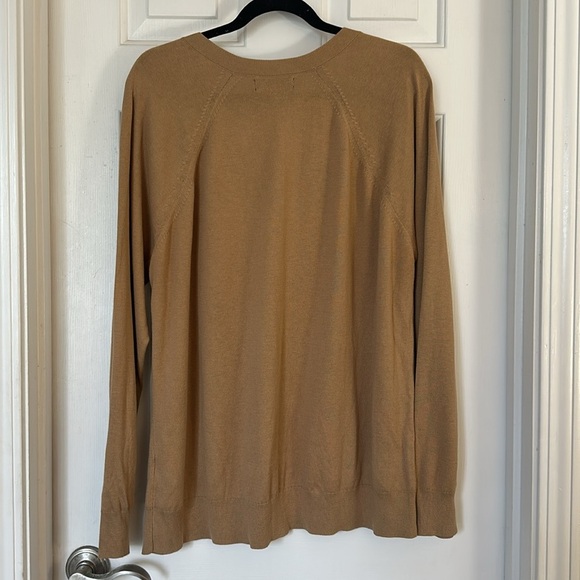 Banana republic golden rattan forever sweater XXL v neck - Picture 3 of 6